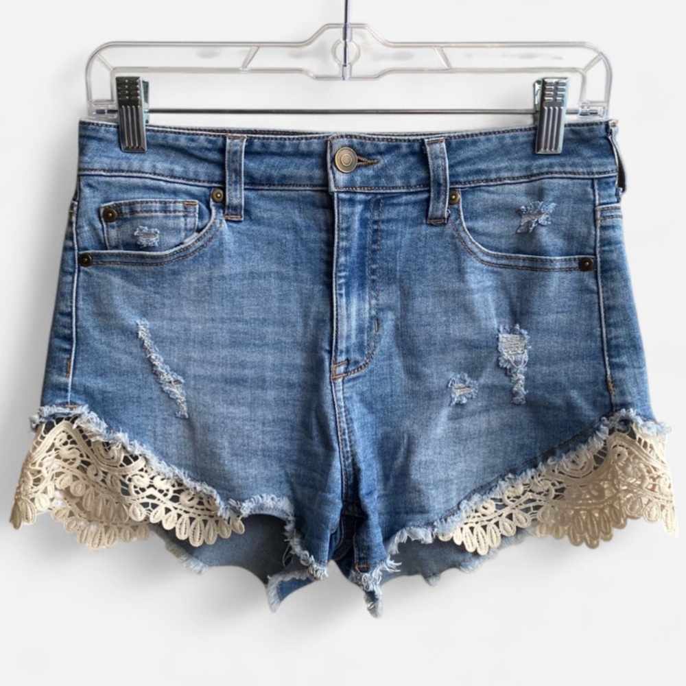 Altar'd State Frayed Denim Shorts Womens Sz 27 Med Wash Crochet Boho Lace Trim